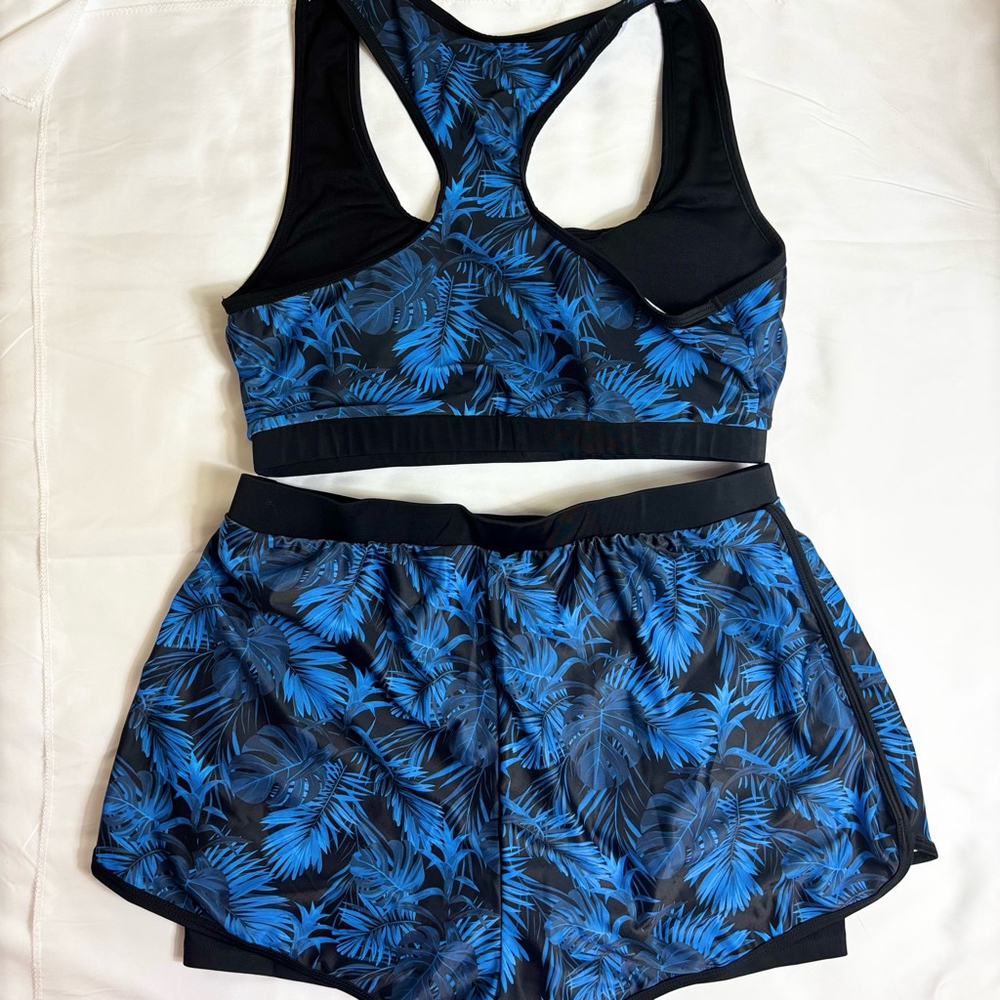 Women's Sports Bra Shorts Swimsuit Set Size L Blue & Black NWOT - Picture 4 of 4